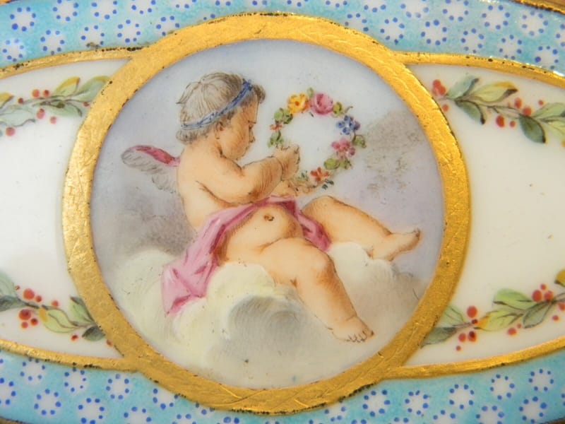 Tabatière Or Massif Porcelaine 18 Carats Décor Angelot XVIII ème Louis XVI — vue 3