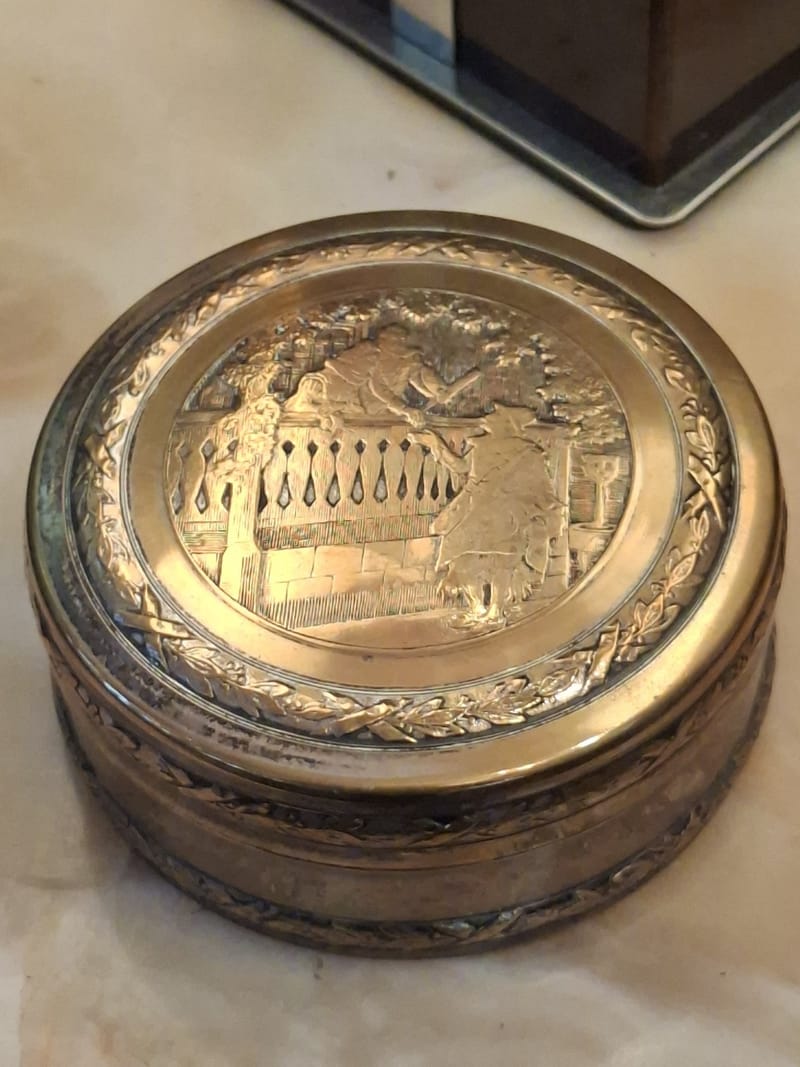 Boite Ronde Argent Plaqué Scène galante Silver Silber