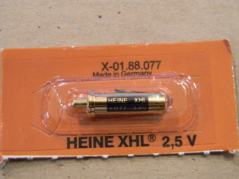 Lampe Bulbs Heine XHL Halogen  2,5 V X0188077 sous blister