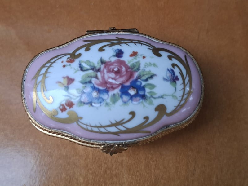 Boite Porcelaine Limoges Couleuvre Editions d'Art — vue 2