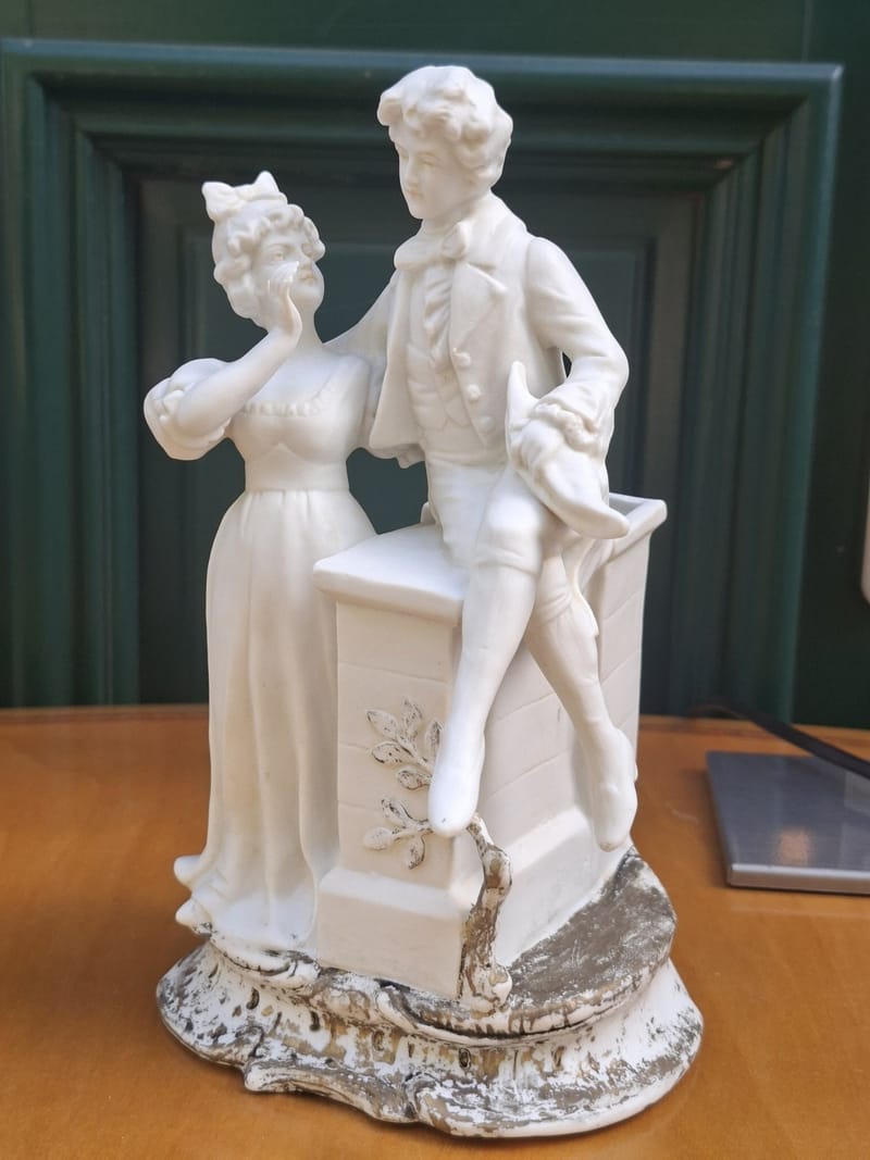 Biscuit Groupe Romantique 5230 Fin XIX ème siècle