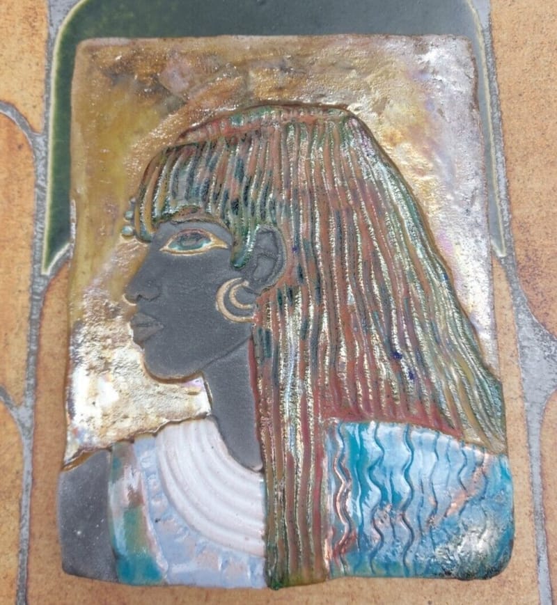 Céramique Raku Visage Femme Africaine Signée