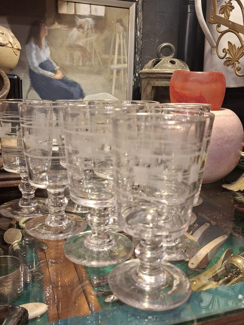 Verres Pied Fin XVIII ème siècle