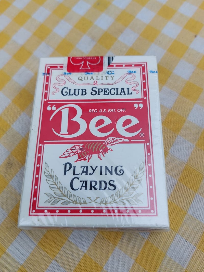 Cartes Bee Playing Card US Playing Card Co en boite sous blister