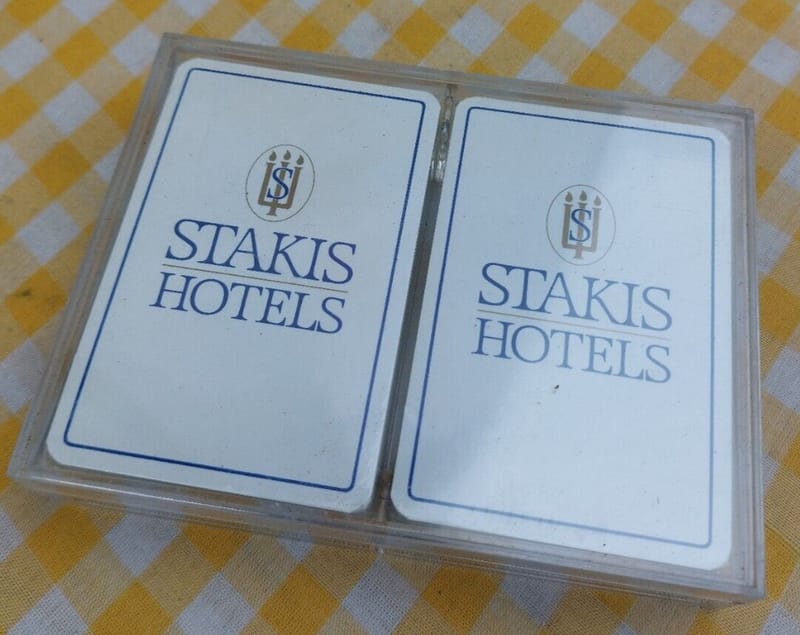 Cartes Grimaud Hôtels Stakis en boite