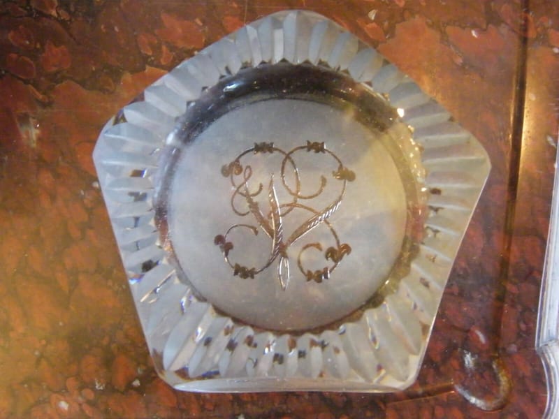 Cristal Taillé Boule Presse papier Monogrammé Ancien — view 2 of 4