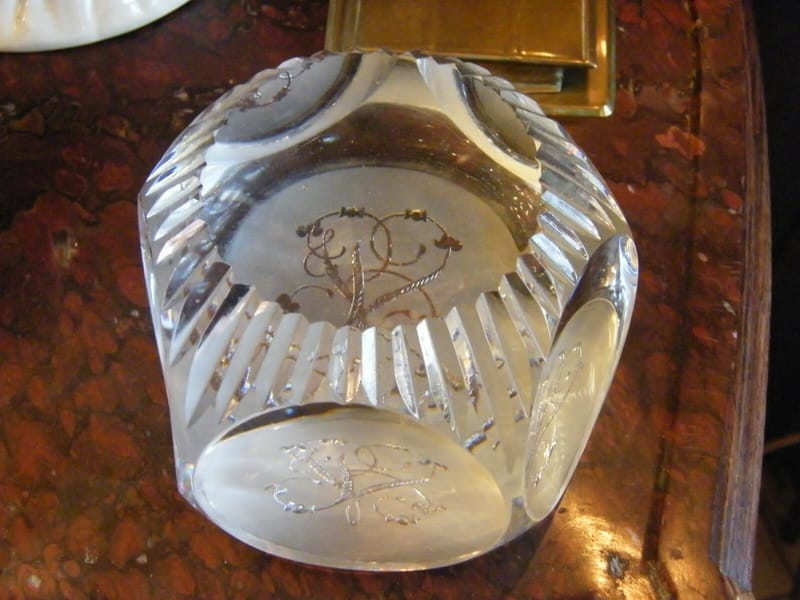 Cristal Taillé Boule Presse papier Monogrammé Ancien