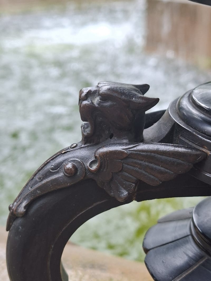 Paire Cache Pots Porcelaine Peinte XIX ème siècle Oiseaux Bois Bronze — vue 9