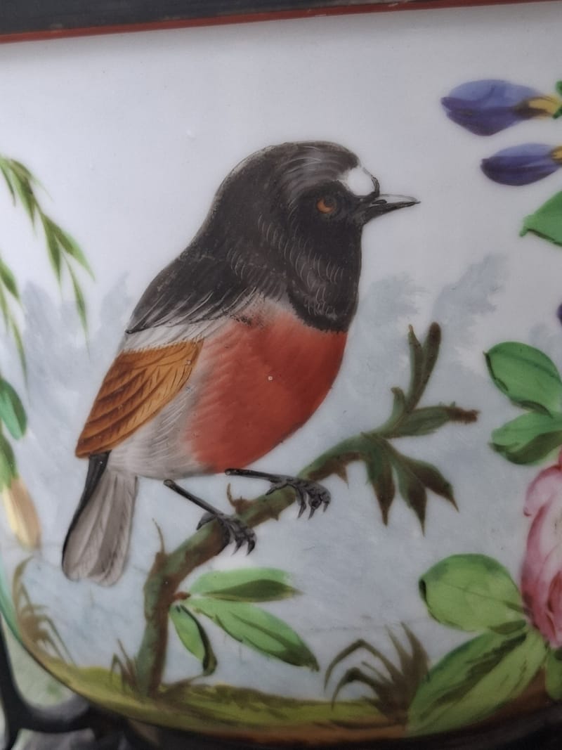 Paire Cache Pots Porcelaine Peinte XIX ème siècle Oiseaux Bois Bronze — vue 4