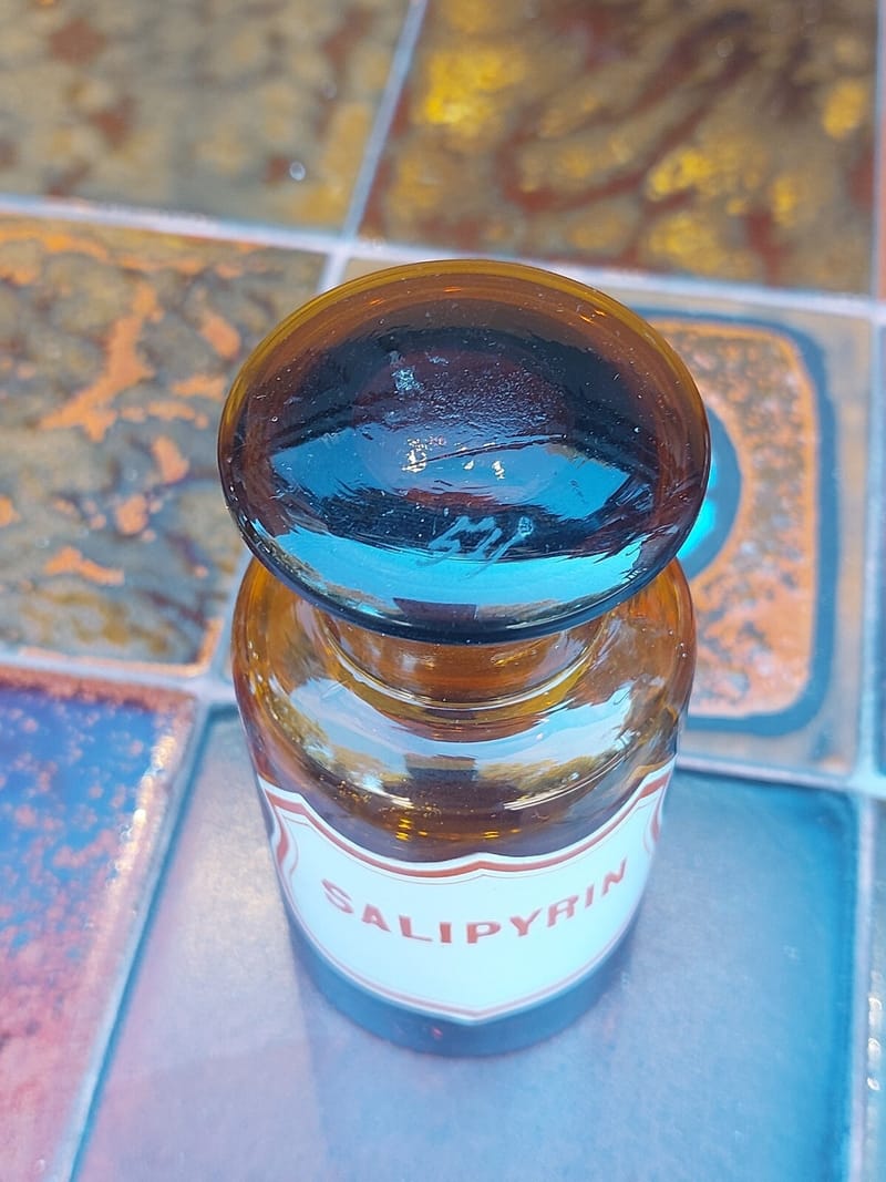 Flacon Pharmacie Verre Apothicaire Ancien Salipyrin Vide — vue 2
