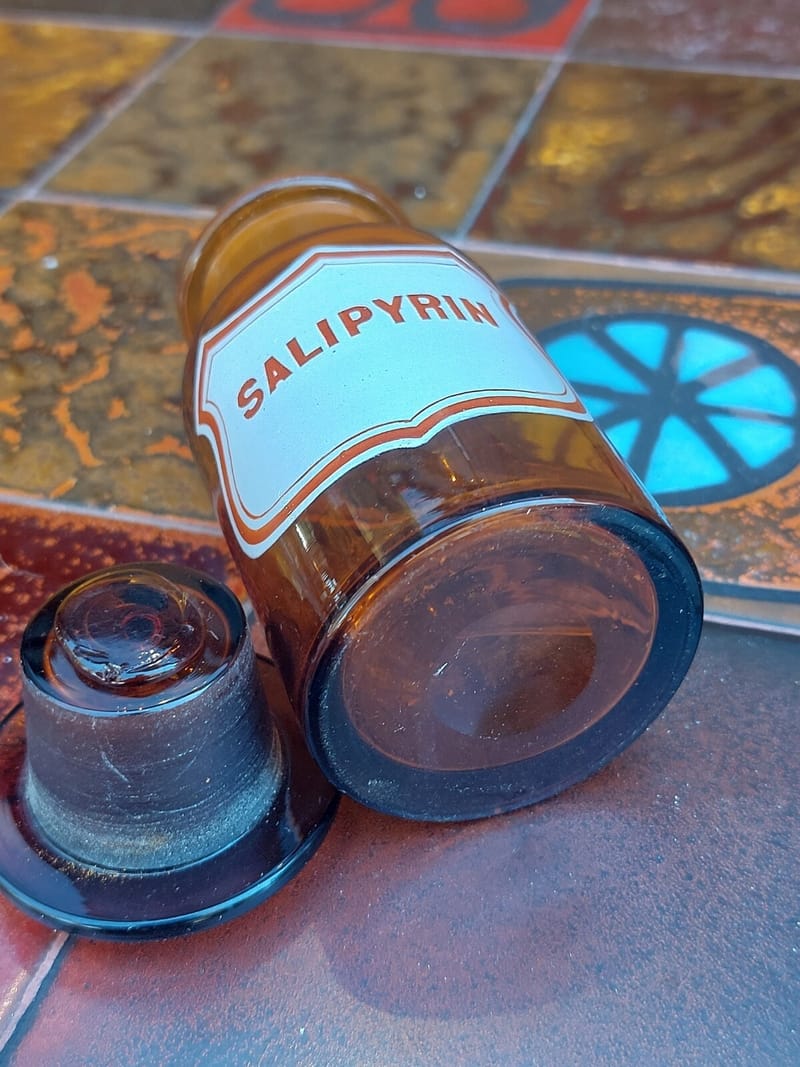 Flacon Pharmacie Verre Apothicaire Ancien Salipyrin Vide — vue 4