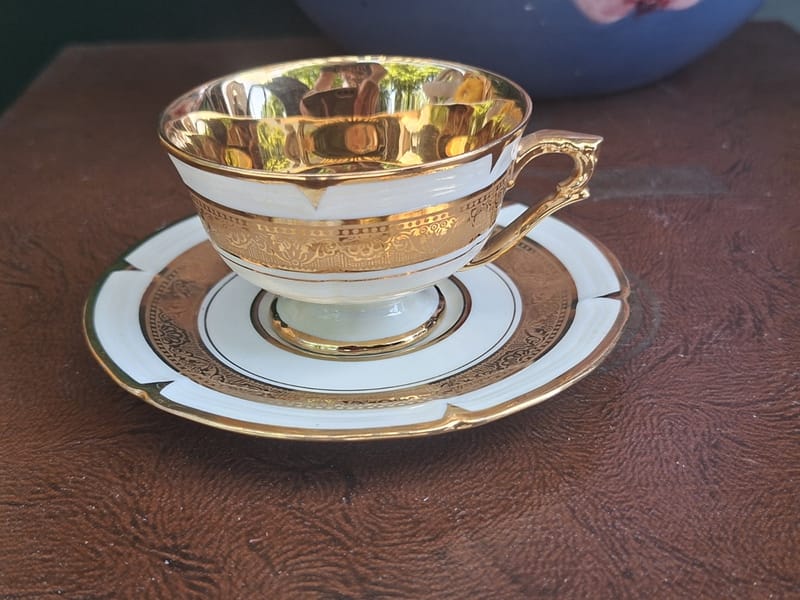 Limoges Tasse Moka Dorures Legle