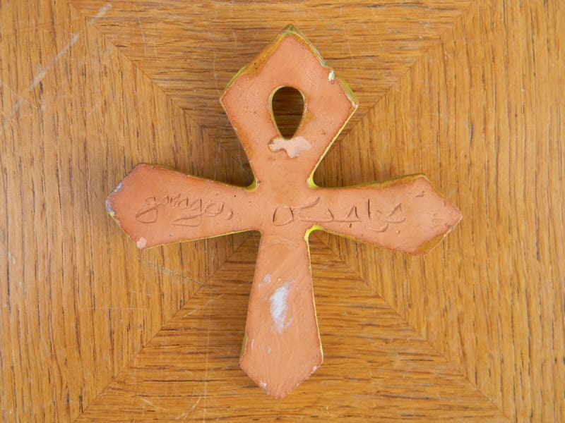 Croix Céramique Garagos Années 70 — view 2 of 4