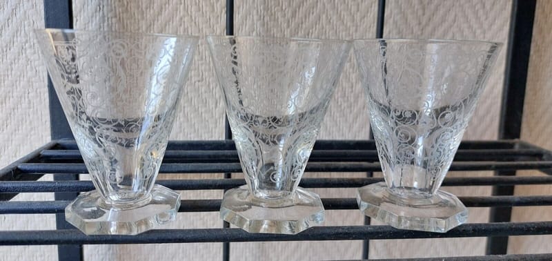 Baccarat Cristal Verres Porto dégagé acide XIX ème siècle Pieds Octogonaux