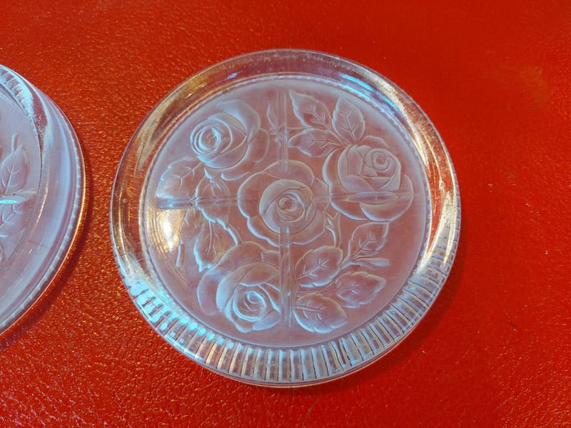 Dessous Bouteille Verre Roses Hoffmann — vue 2