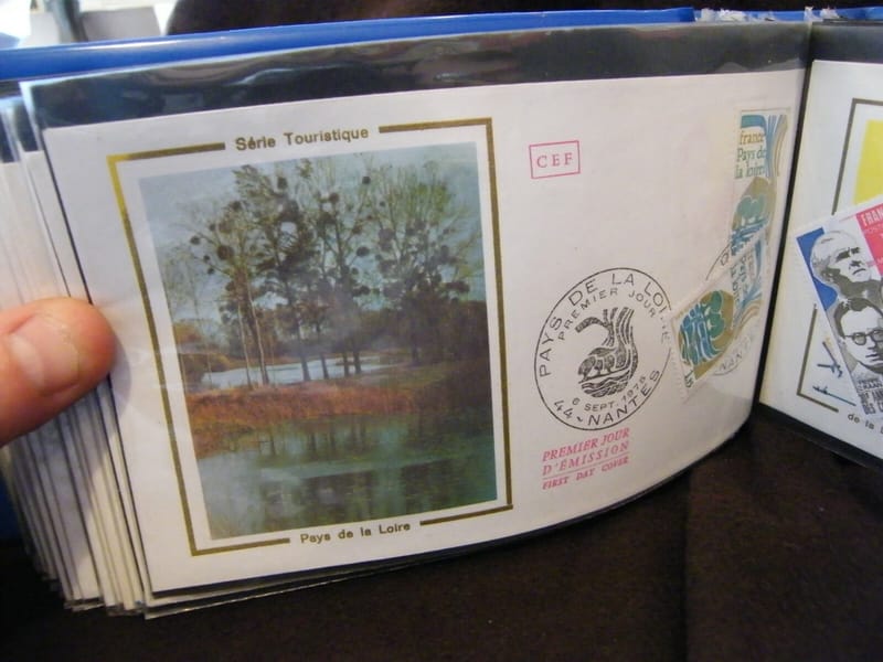 "Enveloppe 1er jour Pays de Loire 1975 + 1 Timbre non oblitéré"