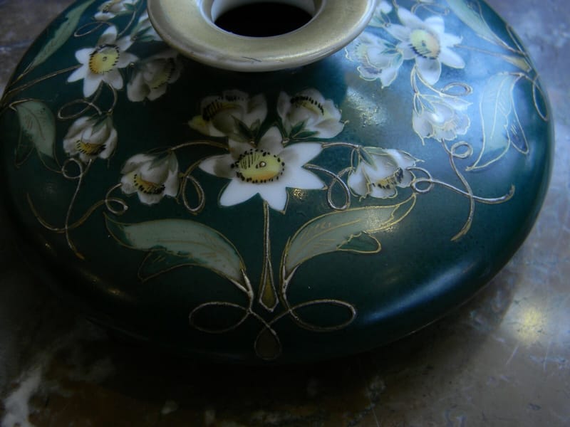 Art Nouveau Porcelaine Limoges Tressemann & Vogt  Vase Plat — vue 3
