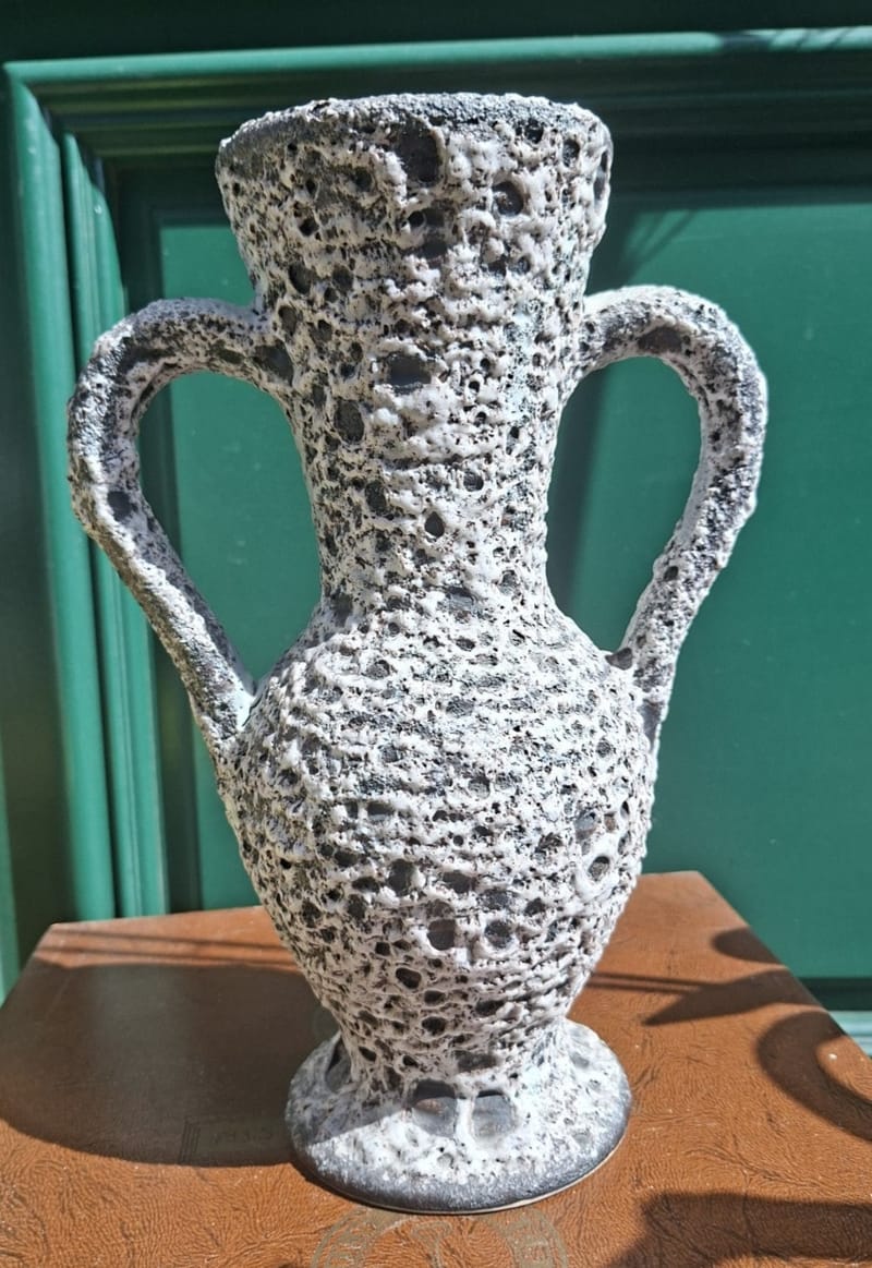 Vase Céramique Fat lava Le Puy Mary Alt 1787 m