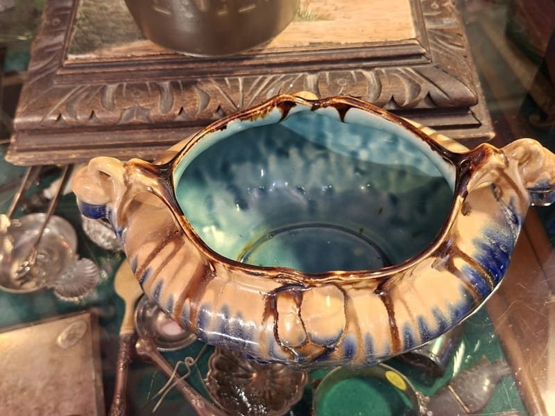 Thulin Belgique Jardinière Céramique Glands — vue 2