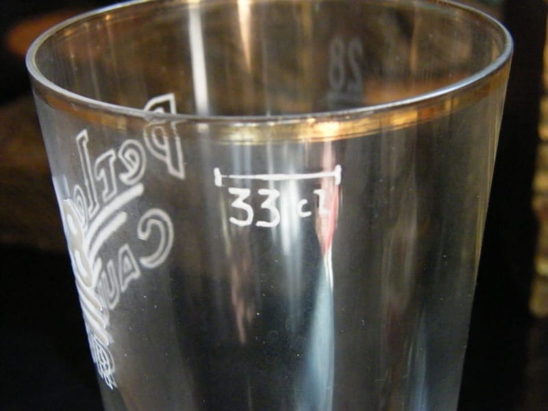 Perle 28 Caulier Verre Bière émaillé  ancien 33 cl" — vue 2