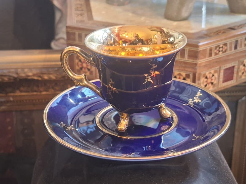 Limoges Tasse Moka Porcelaine Dorures Bleue Cobalt — vue 2