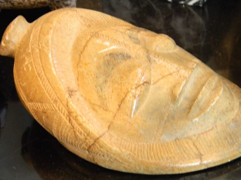 Art Pacifique Océanie Visage Pierre dure  ancien — vue 3