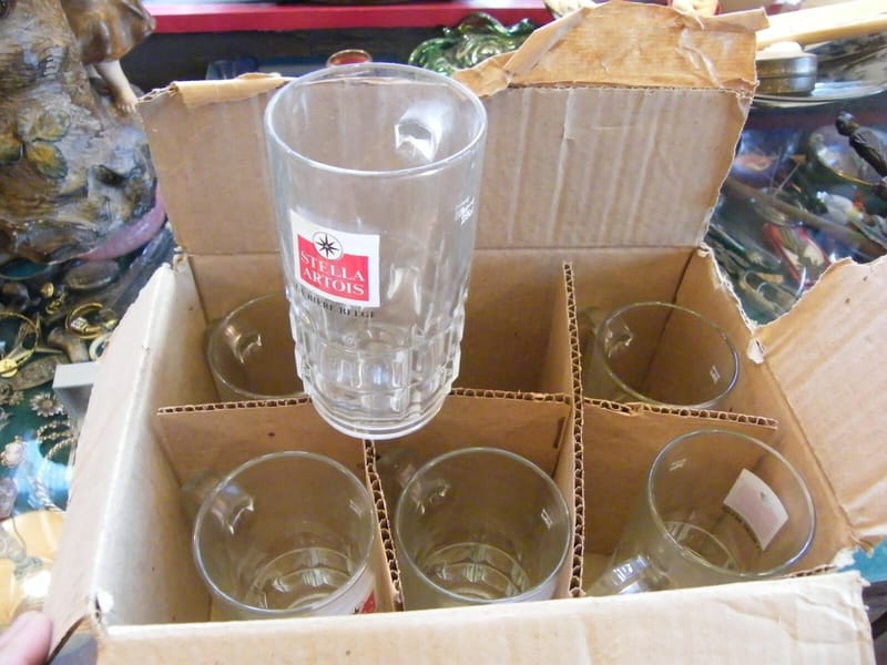 Chopes Stella Artois bière  La Bière Belge en Carton 25 cl