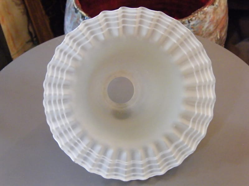 Tulipe Verre Plissée émaillée filets blancs — vue 4