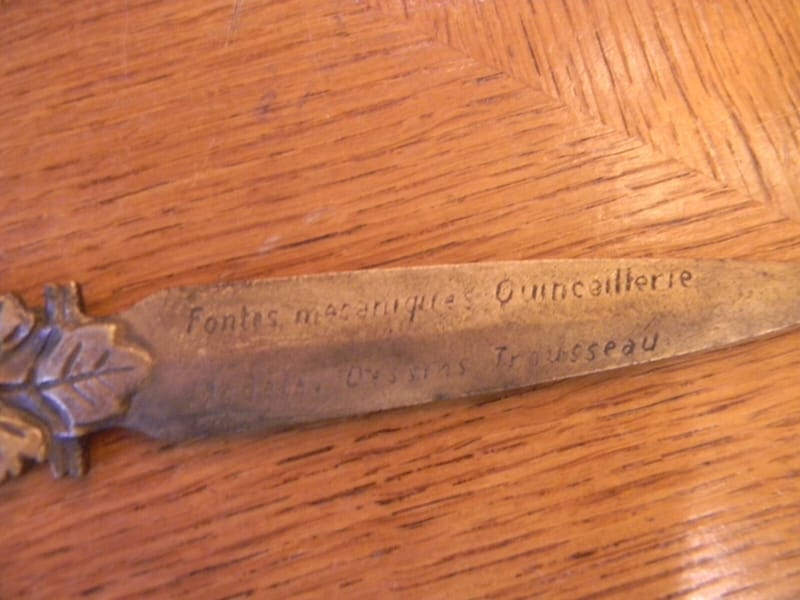 Ouvre Lettre Bronze Fonderies A Ricat Grisard Vrigne aux Bois Ardennes — vue 3
