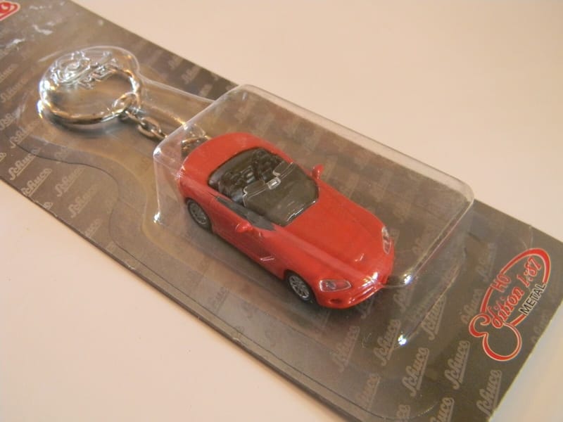 Schuco Porsche 911 Cabriolet Porte Clé HO 1:87 Edition Métal sous Blister — view 2 of 3