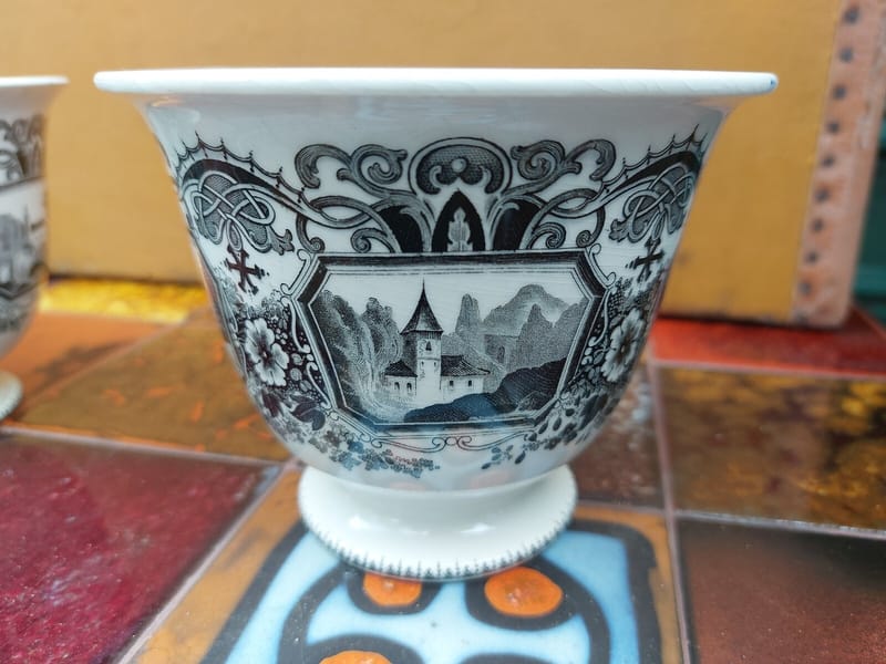 Sarreguemines Tasses Chocolat U & Cie Epoque Napoléon III — vue 5