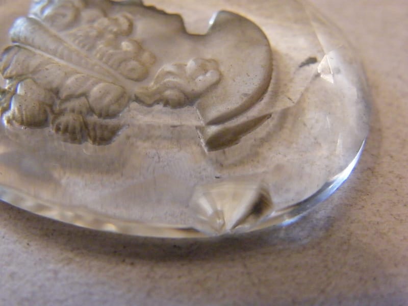 Pendentif Médaillon Cristal taillé" — vue 3