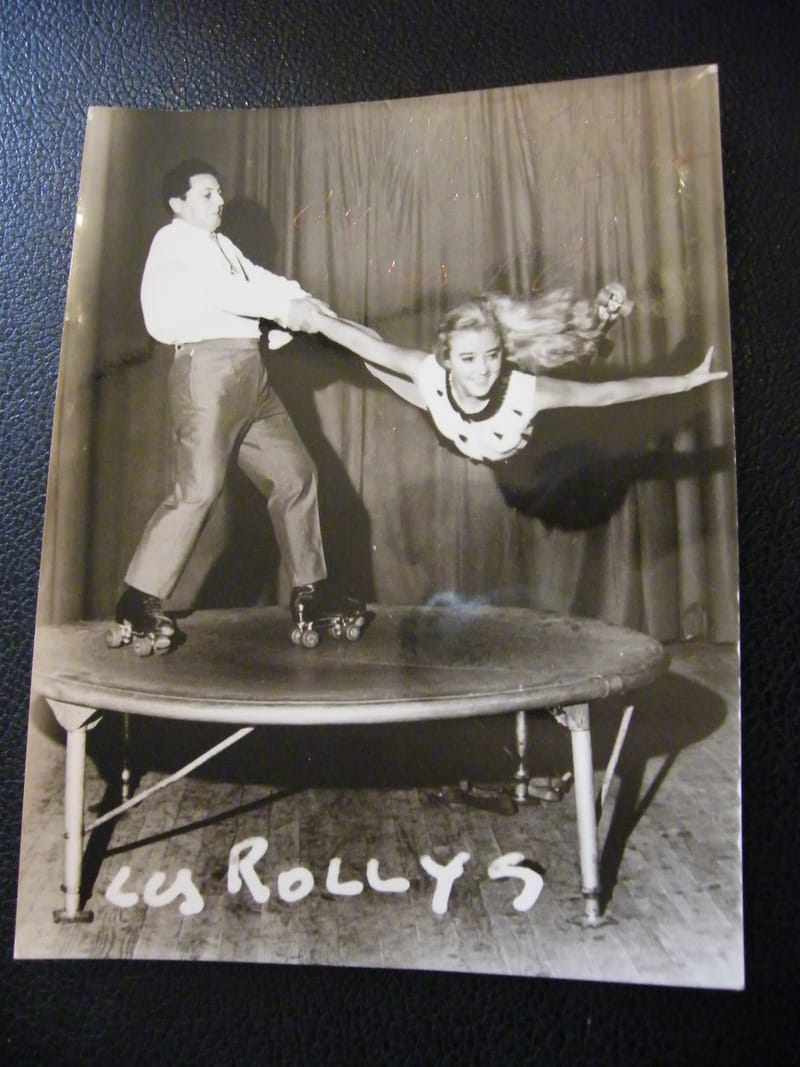 Photographie Cabaret Les Rollys Années 1960 Cabaret Dédicace