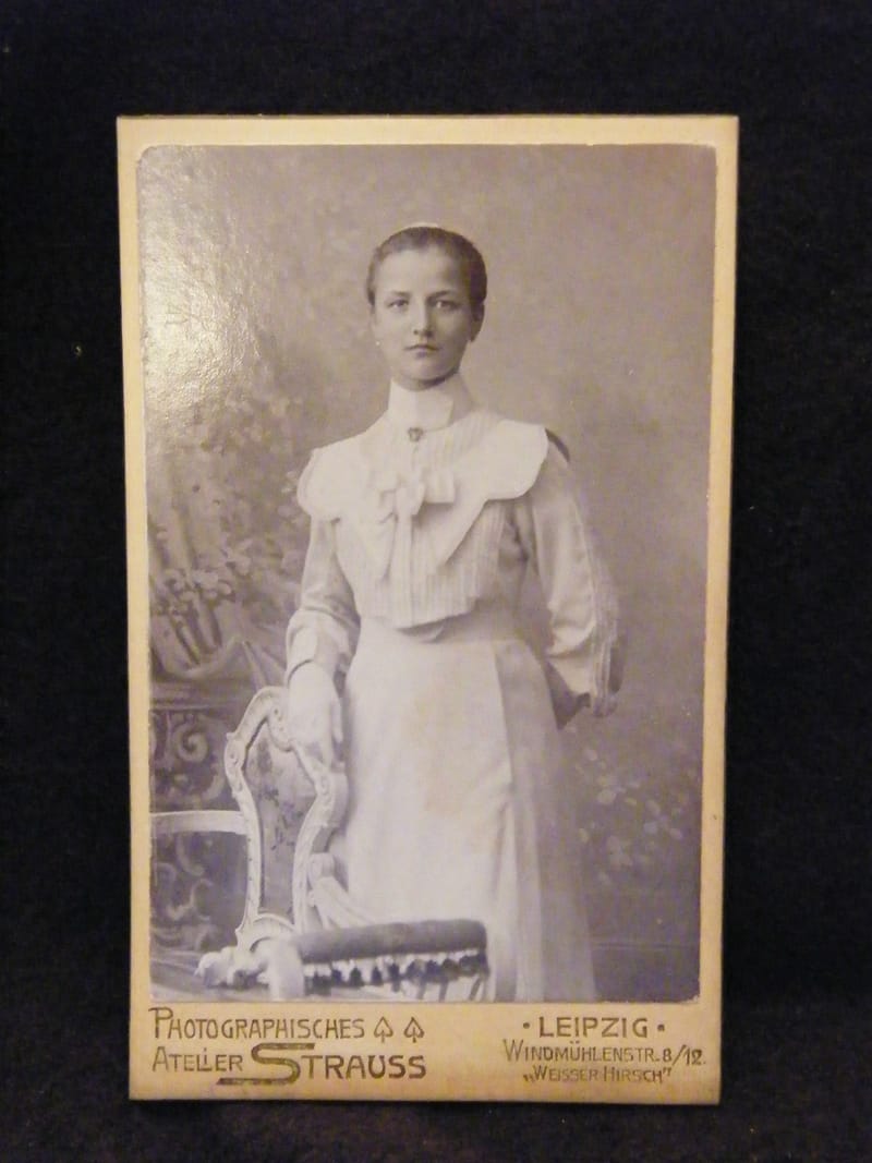 "Photographie CDV Femme Strauss Leipzig Allemagne XIX ème Siècle"
