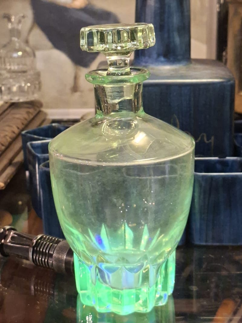 Ouraline Carafe Art Déco