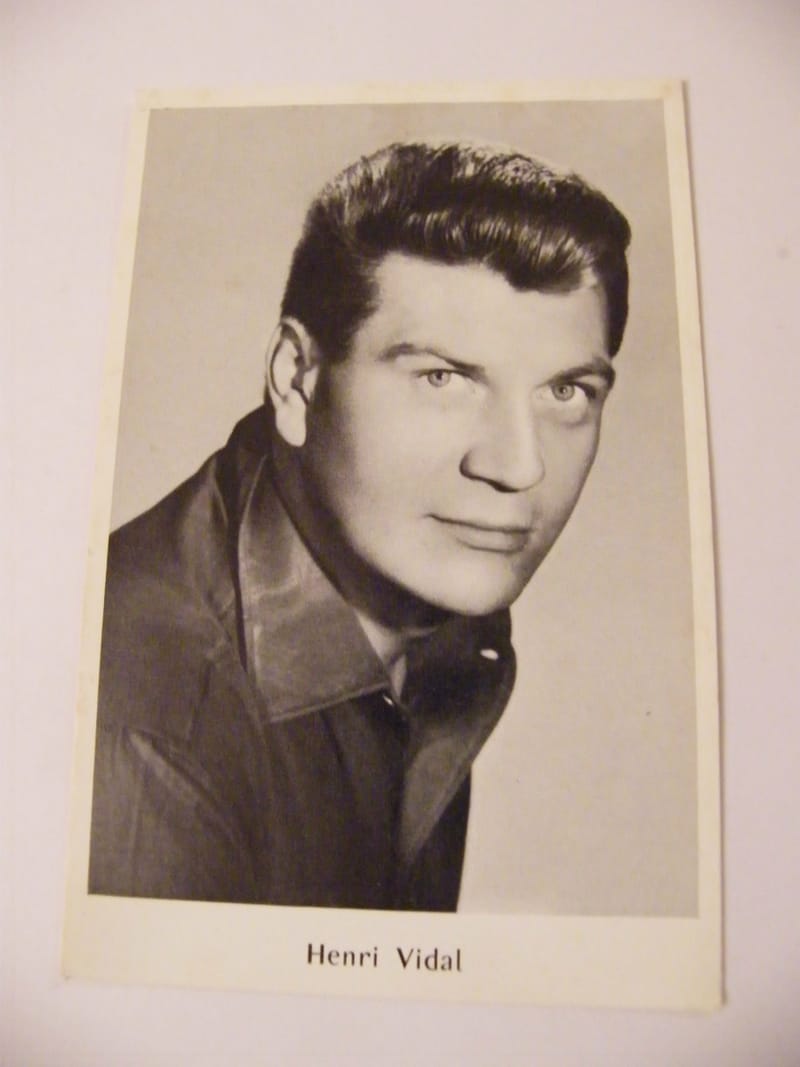 "Carte Photo Henri Vidal Biscottes Corvisart"