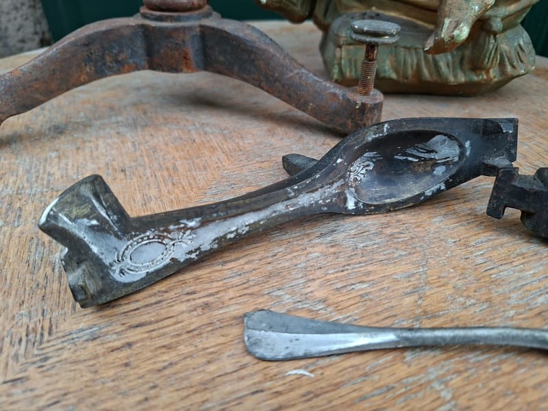 Moule Bronze Cuillère Café Ancien — vue 3