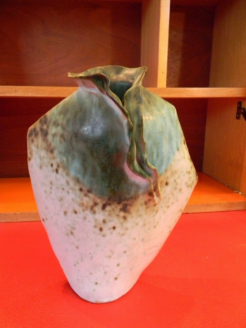 Vase Forme Libre Céramique Bel Emaillage Signé