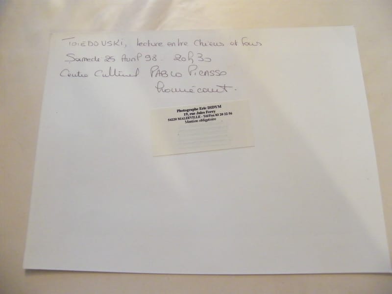 Photographie Théâtre Toiedovski Lecture entre chiens et fous 1998 par Eric Didym — vue 2