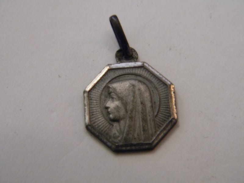 Vierge Lourdes Argent Massif Médaille Pendentif Octogonal Crabe Silver Silber
