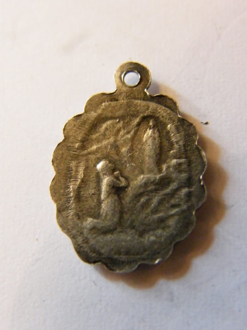 Médaille Pendentif Soubirou apparition Lourdes de Argent Plaqué Silver Silber" — vue 2