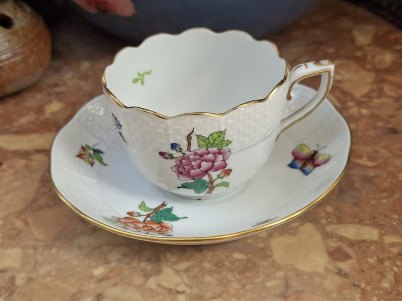 Herend Hungary Tasse Décor Papillons