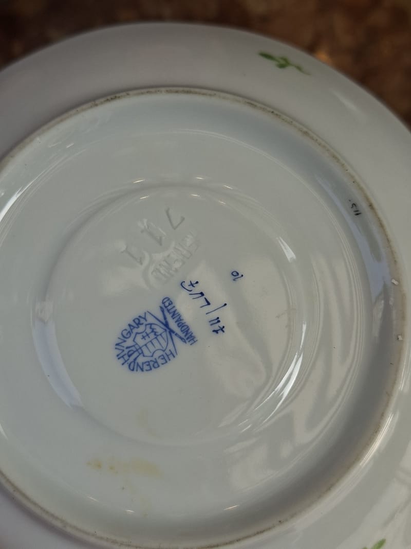 Herend Hungary Tasse Décor Papillons — vue 6